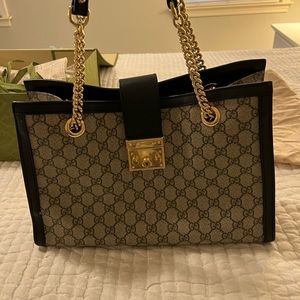 Gucci Padlock Medium